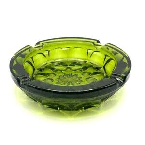 Vintage Anchor Hocking Avocado Green Glass Ashtray Starburst Thick Heavy MCM EUC